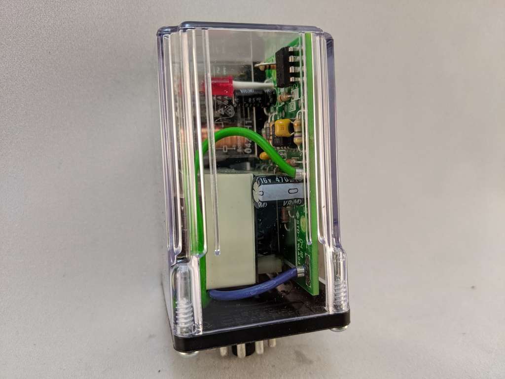 LEVEL CONTROL FIELD SELECTED SENSITIVITY 120VAC DIN MOUNT