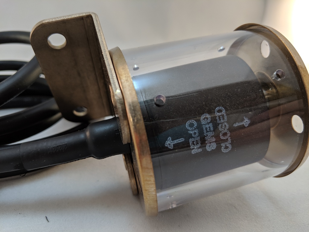 LS-270 SLOSH SHIELD LEVEL SWITCH FLOAT N.C. 20VA