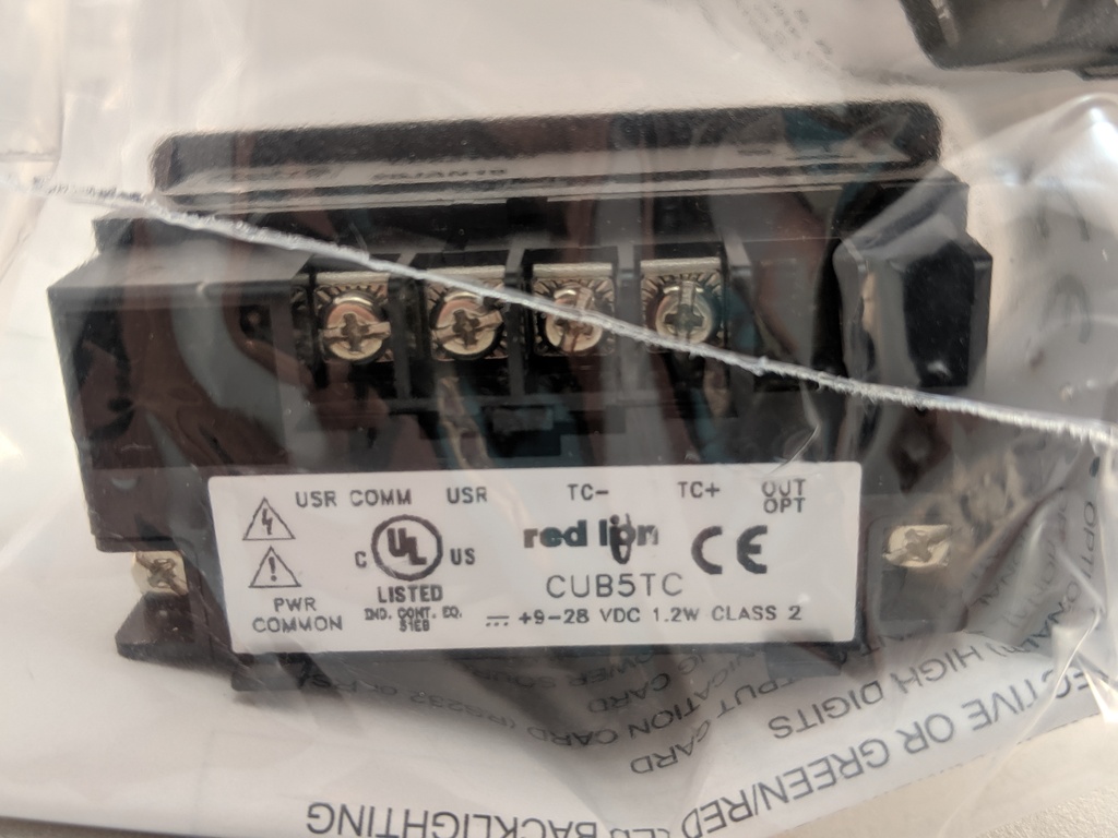 CUB5TCB0- DIGITAL THERMOCOUPLE INDICATOR RED/GREEN BACKLIGHT 10-28VDC CUB4TC20