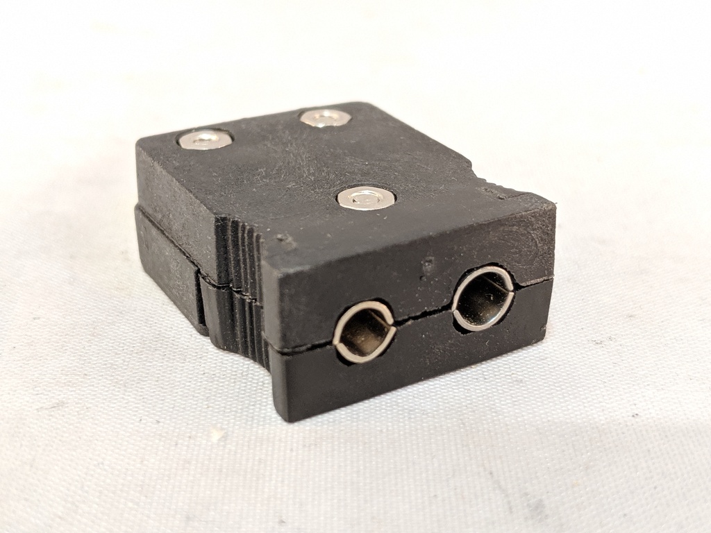 TYPE J FEMALE PLUG STANDARD SIZE