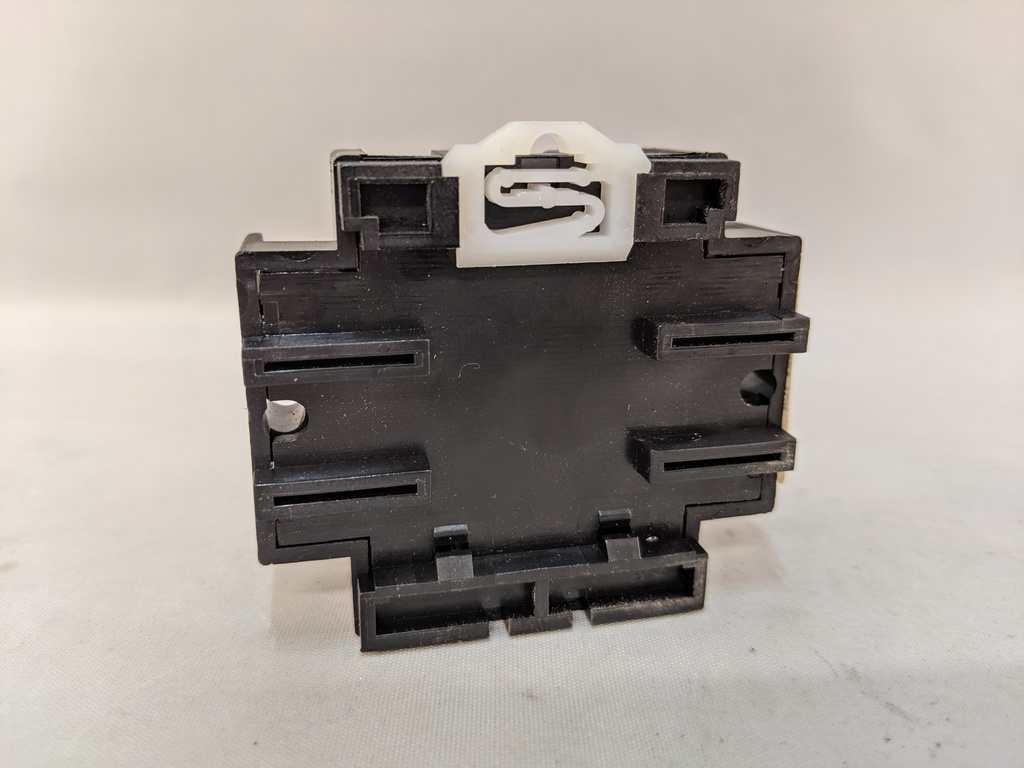 11-PIN SOCKET,DIN OR SURFACE MOUNT