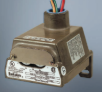 Barksdale Diaphragm Switch CD1H Series, Single Setpoint Housed, .3 - 3PSI, 3 Leads 18" Long
