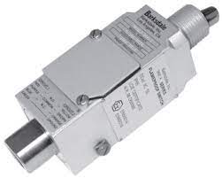 9681X, 5-150psi Explosion Proof Pressure Switch