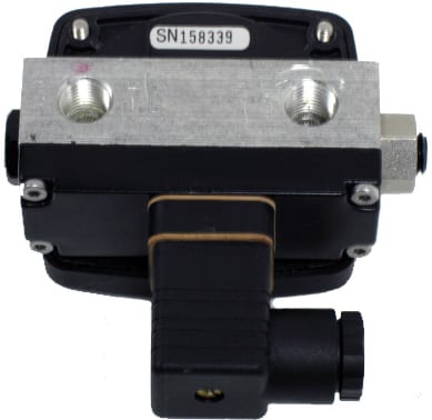 MIDWEST Model 120 -Piston type differential pressure gauge with ASME B40.100 Grade B Accuracy +/-  3-2-3%  full scale ascending; Aluminum body with stainless steel internals and ceramic magnet, Working Pressure of 3,000 PSIG, Range 0-2.5 BAR, 2.5 inch (63.5mm) unidirectional  dial with engineered plastic housing and shatter resistant lens; Viton seals, 1/4" FNPT back connections, Reversed high/low process connections.