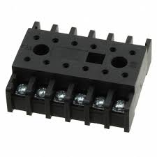12 PIN SOCKET, BASE MOUNTING, SCREW TERMINALS