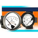 Differential Pressure Gauge, Piston Gauge-Switch, 4.5" Dial, Flanged, 0-15PSID, Liquid Filled