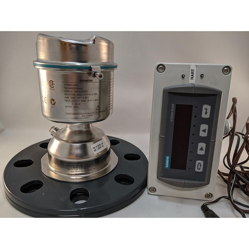 [7ML5440-0GB0-00AA2] SIEMENS LR560 RADAR LEVEL XMTR 40M RANGE GP W/RD200 READOUT SIEMENS