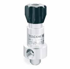 [44-3460S14-652] 44-3400 Series Regulator, 316SS Body, 3500PSI MAx In, 0-25PSI Out, 1/4" SAE