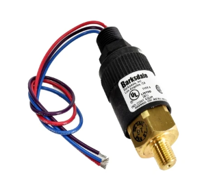 [96211-BB4-T4] Barksdale Series 96211, Pressure Switch, 25-125psi, 1/2" NPT Male Conduit Connection with 12" Leads, Brass Body, Nema 4, 1/4"NPT Port